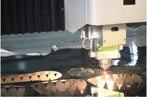 How to debug the accuracy of fiber laser cutting machine