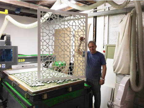 Application of cnc woodworking router machine in furniture industry