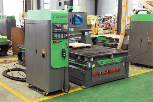 The difference between square rail and circular rail of  cnc router