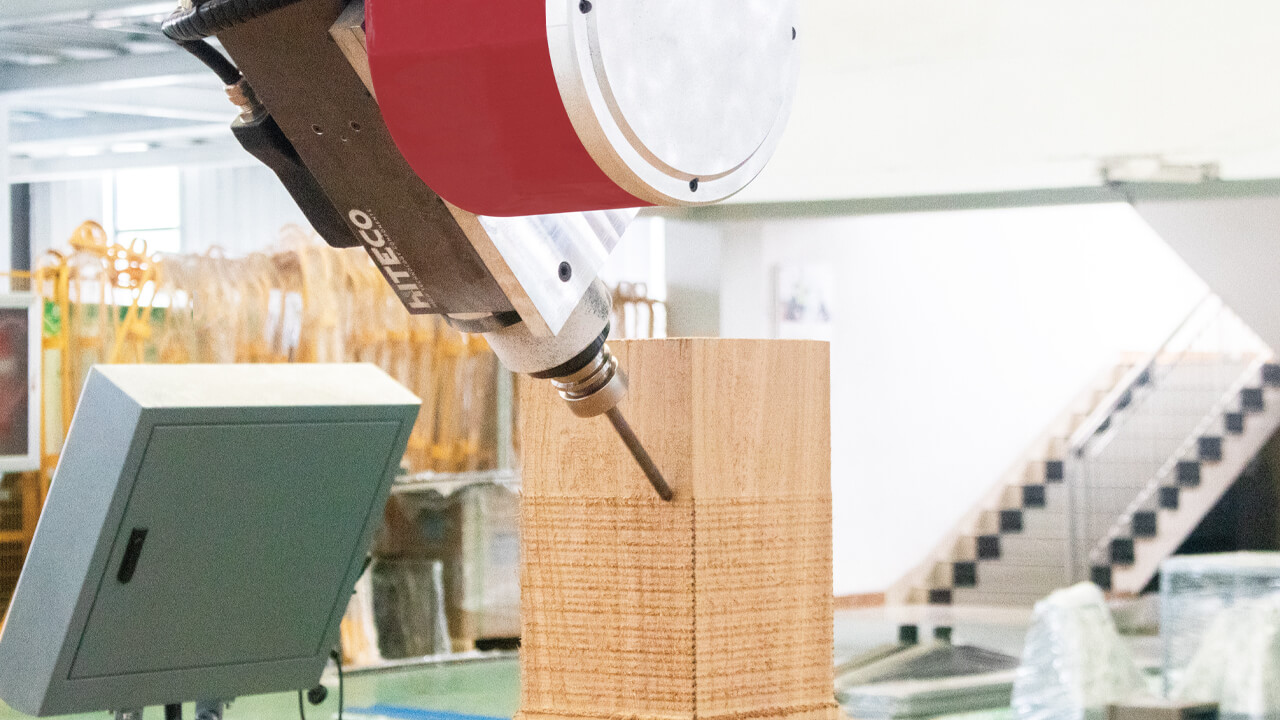 5 axis cnc router Solid Wood.jpg